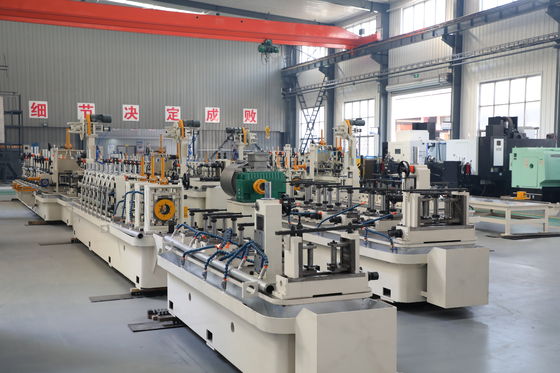 Κοίλος κυλώντας μύλος σωλήνων τμημάτων γύρω από το σωλήνα με το γαλβανισμένο χάλυβα