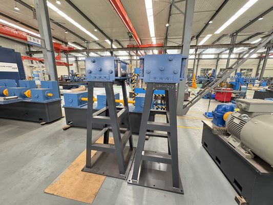 Αυτόματος σωλήνας τοπ ανελκυστήρων που κατασκευάζει τη μηχανή για το σωλήνα Safty νερού χάλυβα